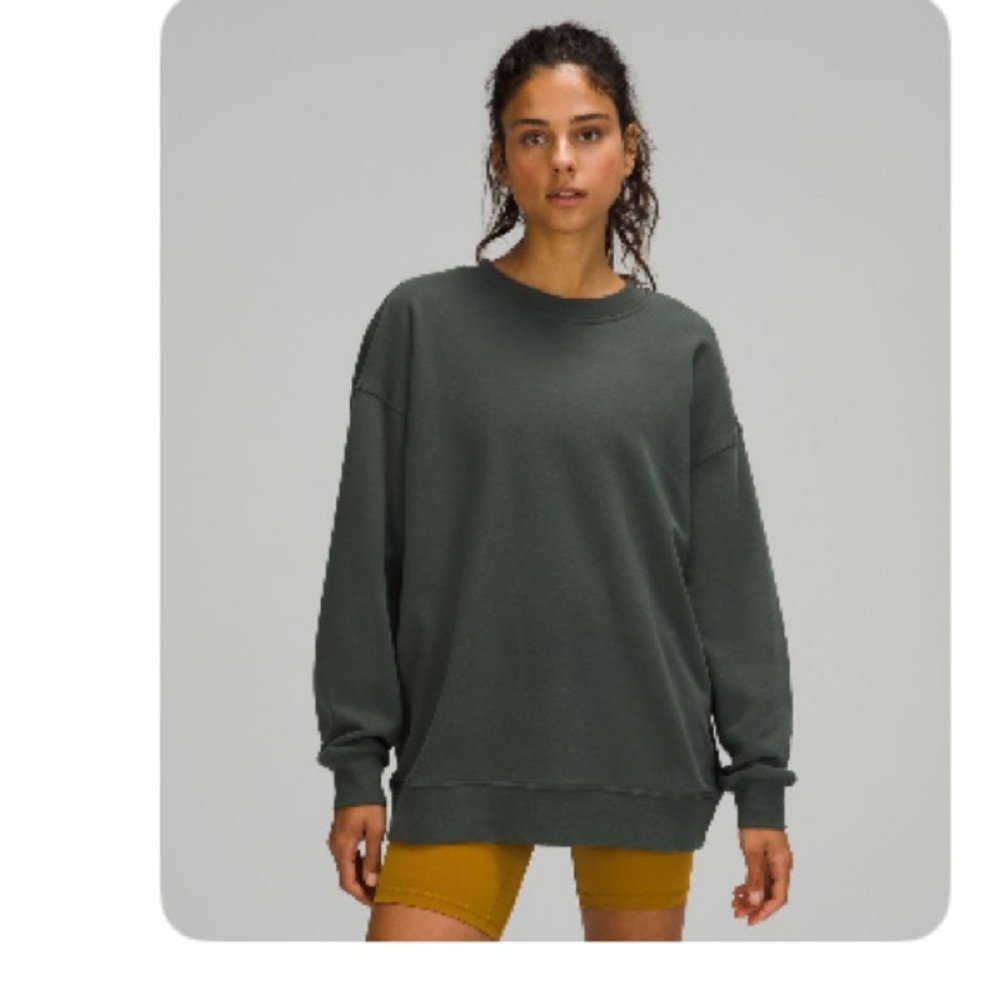 Women's Oversized Crewneck Sweatshirt - Dark Olive